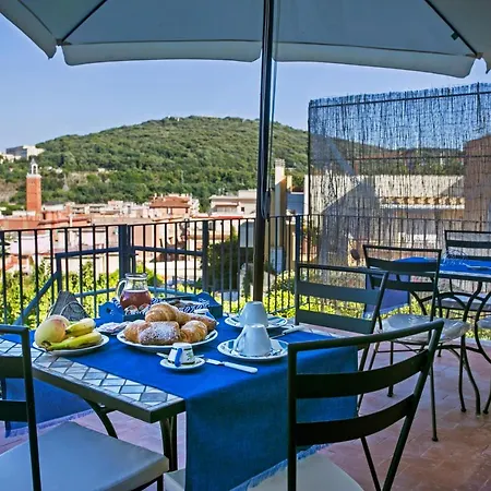 Al Blu Bed & Breakfast *
