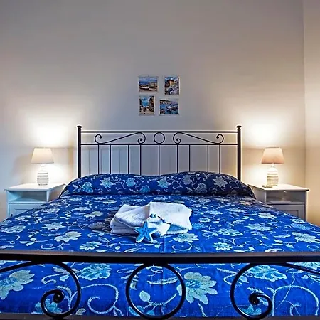 Al Blu Bed & Breakfast 3*